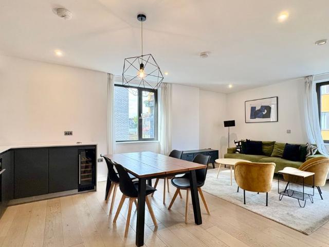 Cremer Street, London E2, 3 bed flat to rent, £4,695 pcm | PrimeLocation