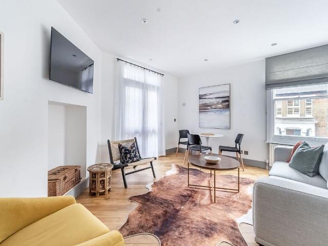 Cremorne Mansions, Chelsea, London SW10, 2 bed flat to rent, £3,315 pcm | PrimeLocation