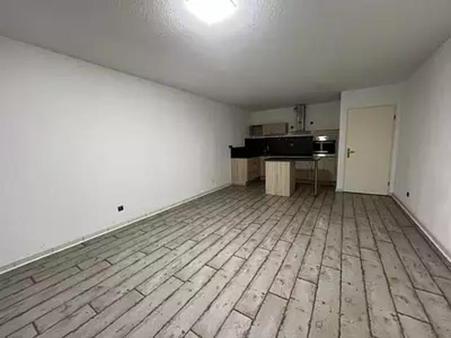 Créon 33670 Location appartement 3 pièces t3 terrasse parking