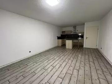 Créon 33670 Location appartement 3 pièces t3 terrasse parking