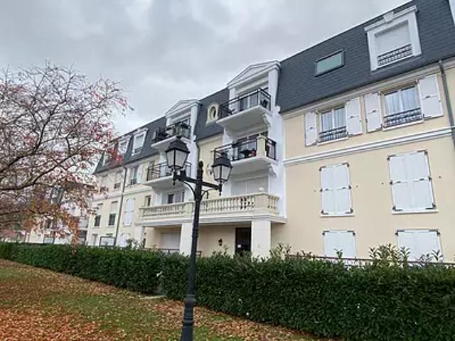 Crépy en Valois 60800 Achat / Vente appartement 2 pièces t2 parking