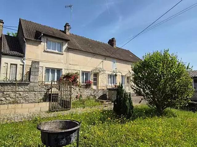 Crépy en Valois 60800 Achat / Vente maison 6 pièces t6 au dernier étage jardin