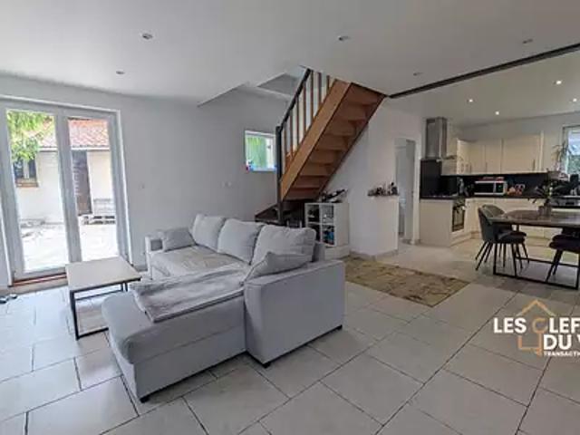 Crépy en Valois 60800 Achat / Vente maison 7 pièces t7 terrasse parking