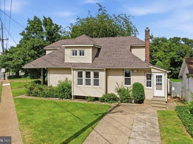 Crescent Blvd, Haddon Township, Home For Sale