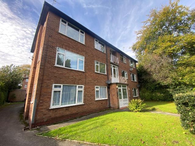 Crescent Court, Sale M33, 2 bed flat to rent, £1,200 pcm | PrimeLocation
