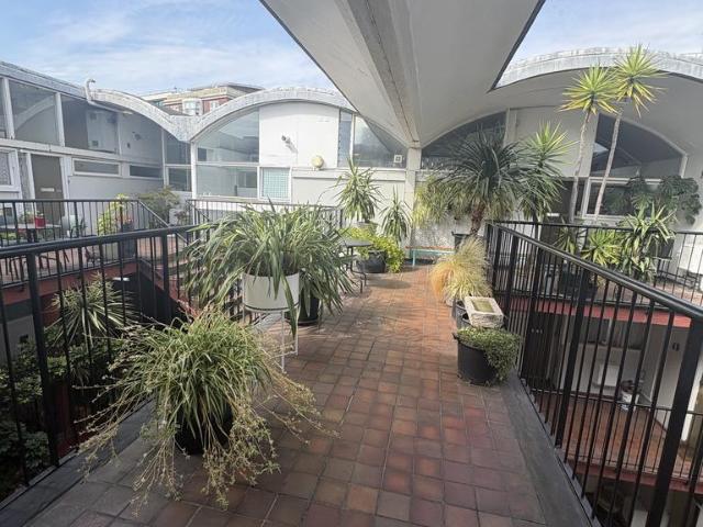 Crescent House, London EC1M 1 bed apartment to rent £1,850 pcm £427 pw