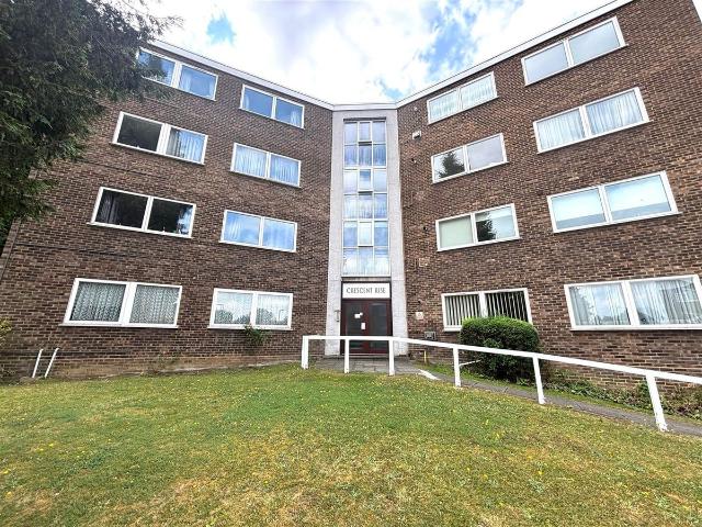 Crescent Rise, West Finchley N3, 2 bed flat to rent, £2,100 pcm | PrimeLocation