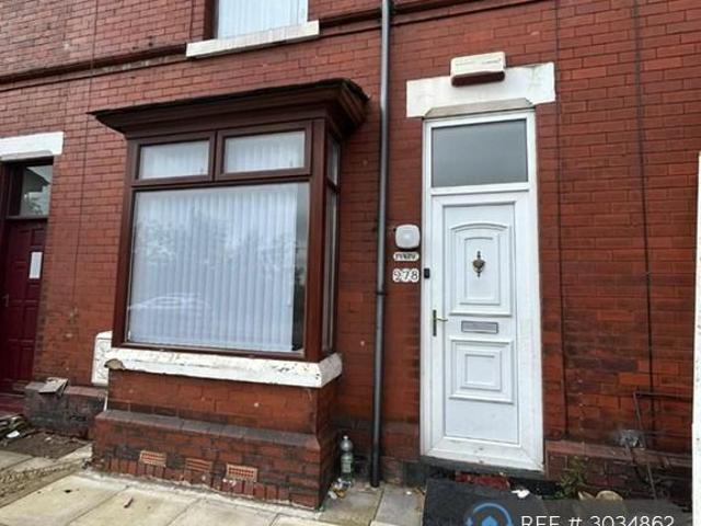 Crescent Road, Bolton, BL3 2 bed terraced house to rent £895 pcm £207 pw