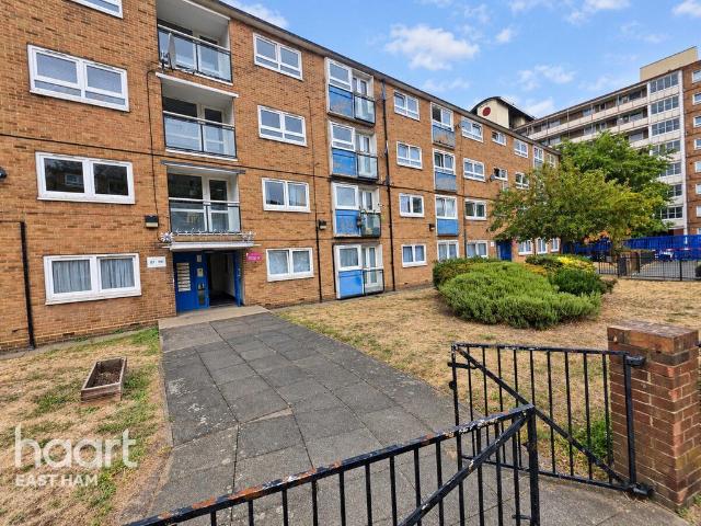 Crescent Road, LONDON 1 bed apartment to rent £1,500 pcm £346 pw