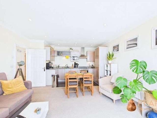 Crescent Road, Regency Apartments, BN11