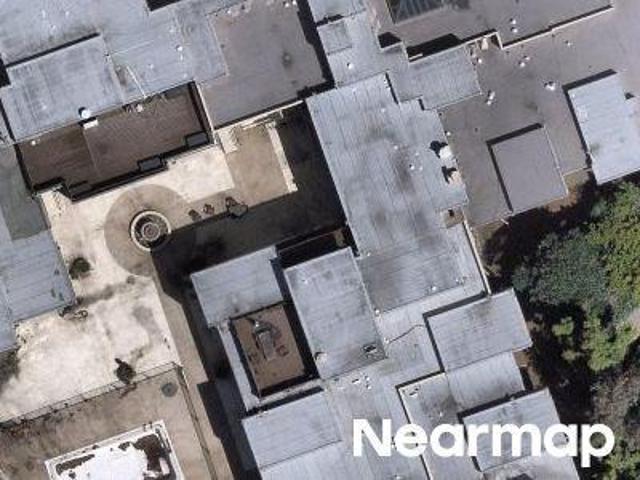 Crescent St Ph 322