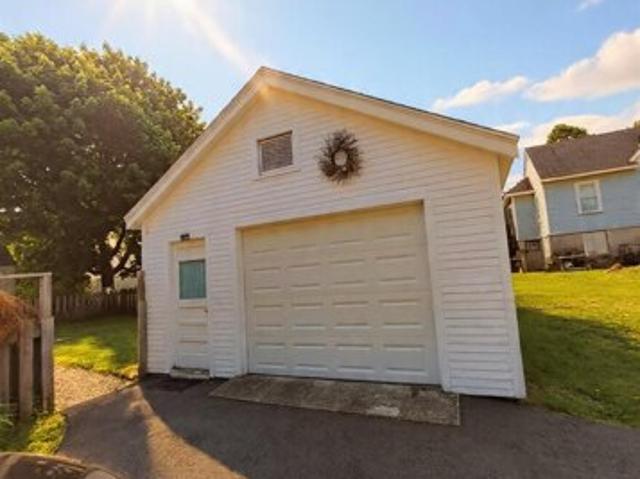 Crescent St, Rockland, Home For Sale