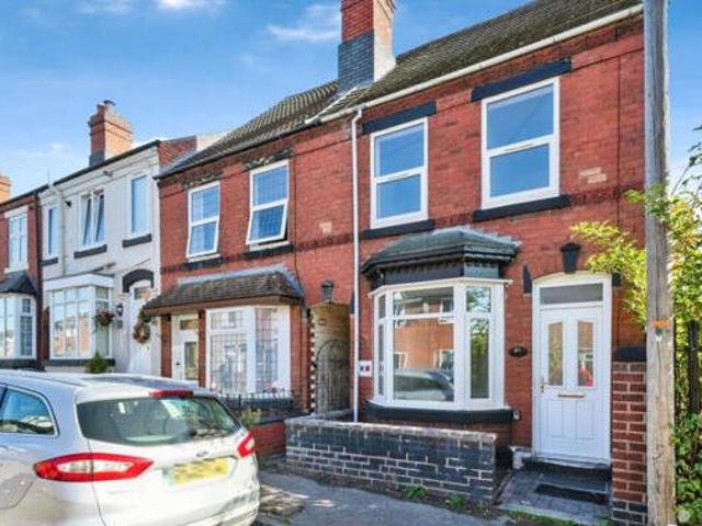 Cressett Lane, Brierley Hill, 3 Bedroom End