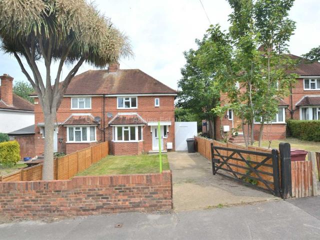 Cressingham Road, Reading RG2, 3 bed semi detached house to rent, £2,025 pcm | PrimeLocation