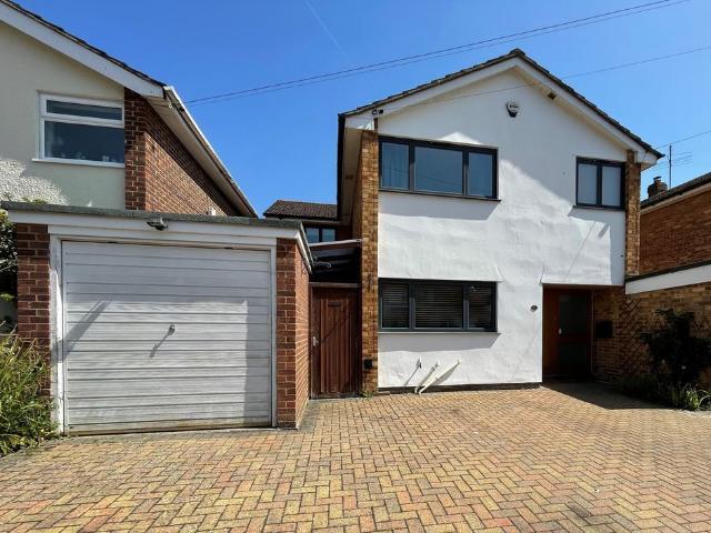 Cressington Place, Bourne End SL8, 4 bed link detached house to rent, £2,750 pcm | PrimeLocation