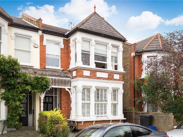 Cresswell Road, Twickenham TW1, 3 bed flat to rent, £2,950 pcm | PrimeLocation