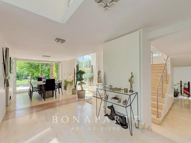 Crespières Maison Contemporaine 260 M² 260m² Crespières