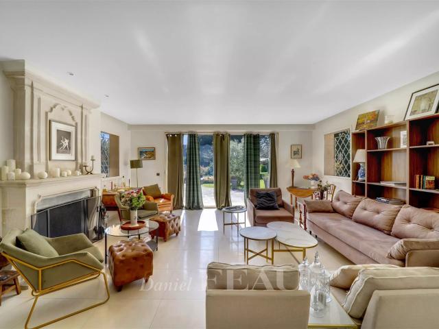Crespières Domaine privé Maison avec piscine 291m² Crespières
