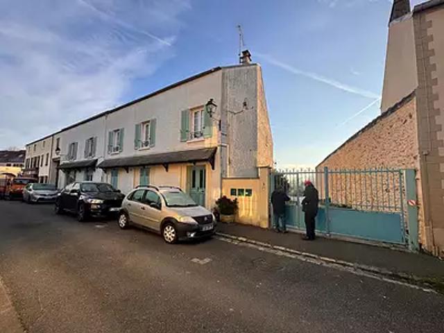 Crespières 78121 Achat / Vente appartement 3 pièces t3 au dernier étage parking