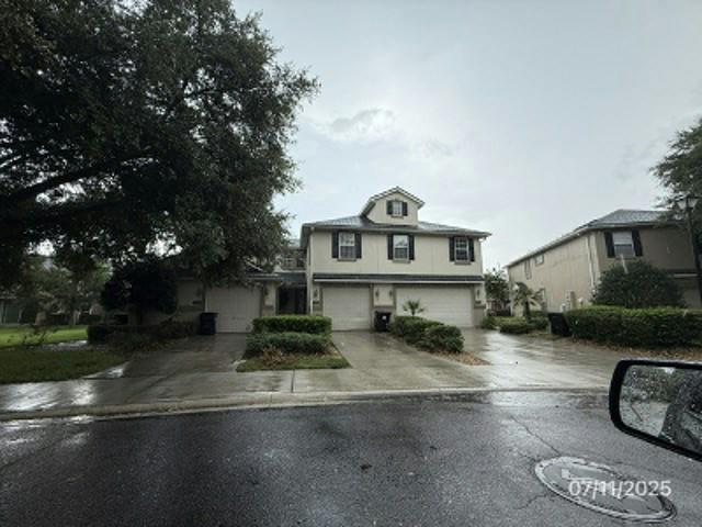 Creswick Cir # B
