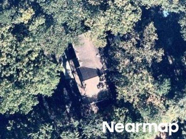 Crest Rd