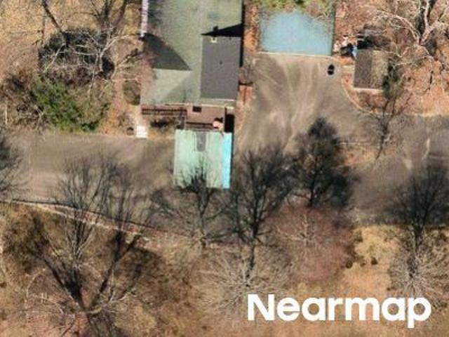 Crest Rd