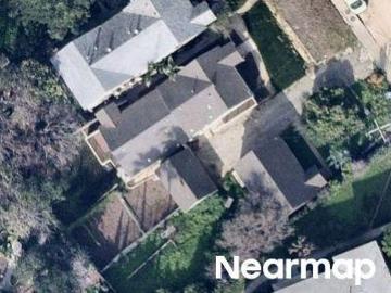 Crestmoore Pl