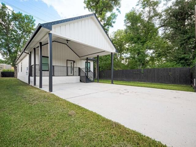 Creston Dr, Houston, Home For Sale