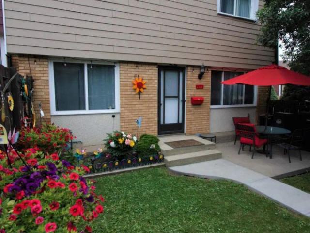 Creston Place — Classic 3 Bedroom
