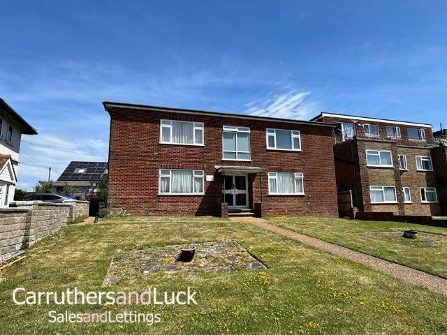 Cresta Court, South Coast Road. 1 bed flat to rent £1,000 pcm £231 pw