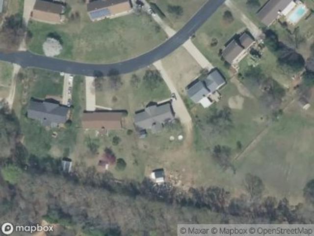 Crestline Dr