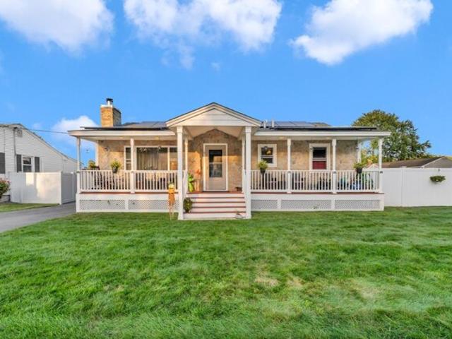 Crestshire Dr, Lawrence, Home For Sale