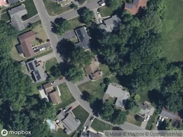 Crestview Dr