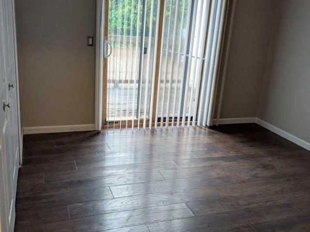 Crestview Estates 2 Bedroom Apartment for Rent at 205 Trealout Dr, Fenton, MI 48430