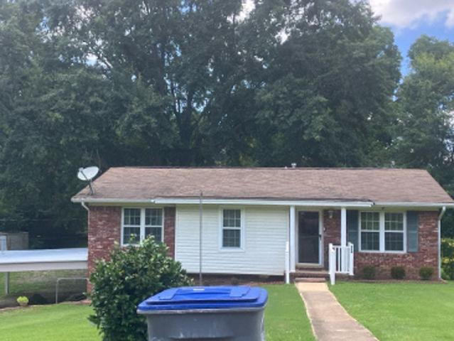 Crestview Ln