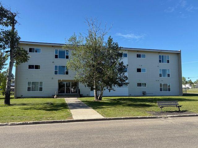 Crestview Manor #301 Available August 1, 2026