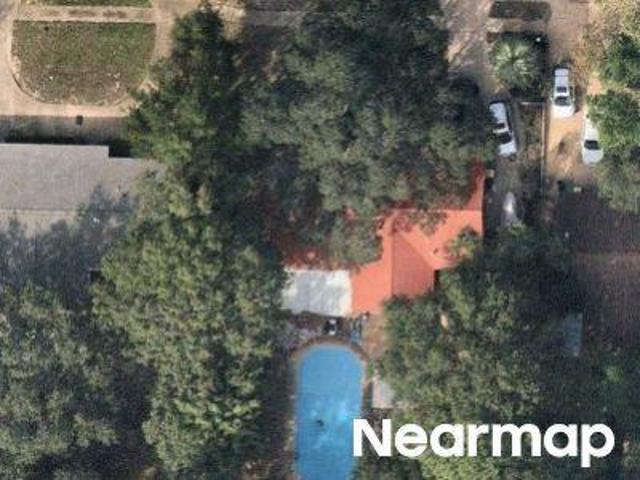 Crestwood St