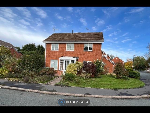 Cricket Close, Walsall WS5, 4 bed detached house to rent, £1,400 pcm | PrimeLocation