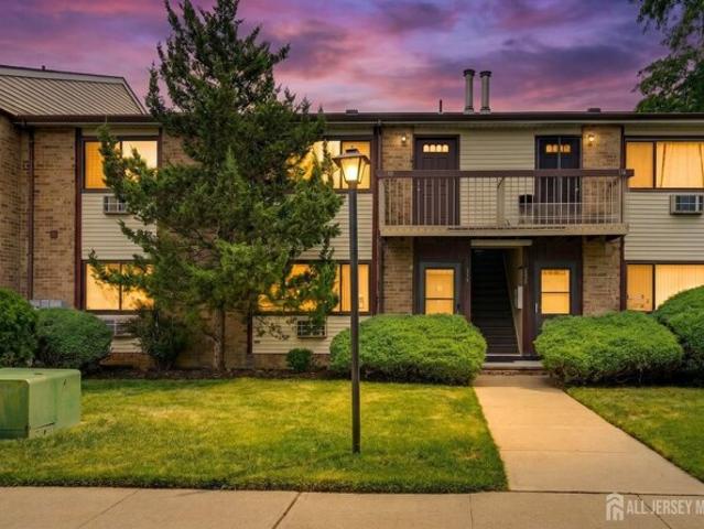 Cricket Ln, Woodbridge Proper, Condo For Sale