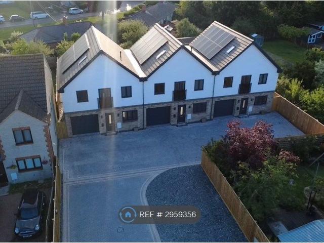 Cricklade Road, Swindon SN2, 3 bed end terrace house to rent, £1,800 pcm | PrimeLocation
