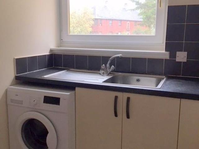 Crieff Road, Perth PH1, 2 bed flat to rent, £695 pcm | PrimeLocation