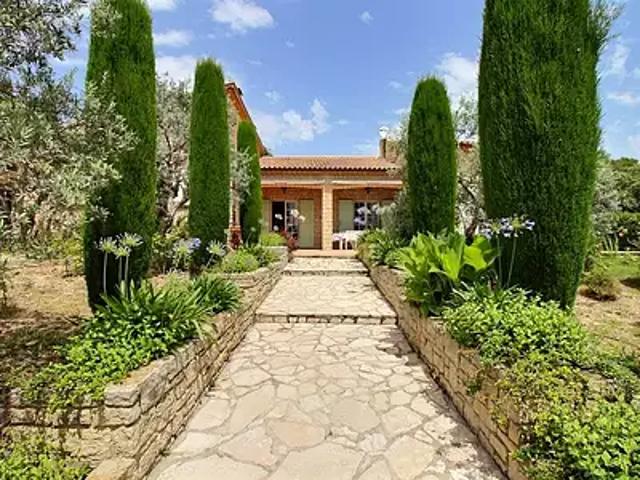 Crillon le Brave 84410 Achat / Vente maison 9 pièces t9 au dernier étage terrasse
