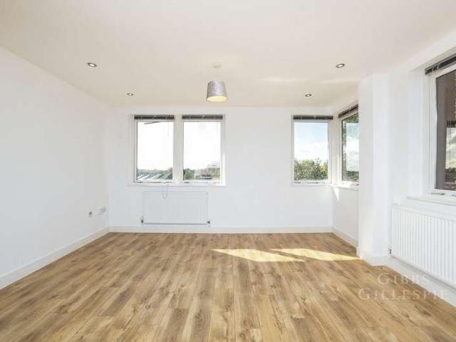 Crimson Court, Uxbridge Road, Uxbridge, UB10