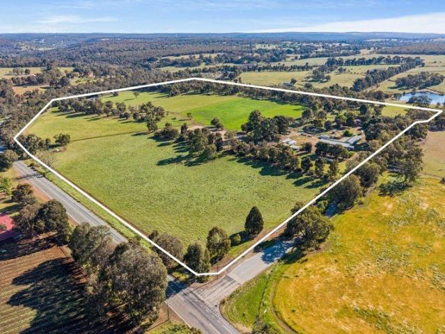 Crimson Park Horse Equestrian & Training Centre or Livestock Holding