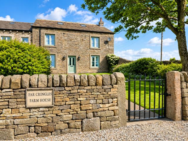 Cringles Lane, Silsden, BD20 9JA 4 bed farm house to rent £2,250 pcm £519 pw