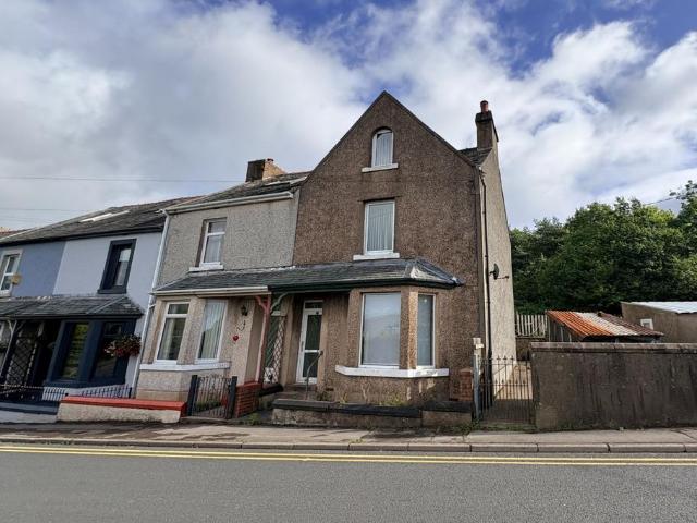 Cringlethwaite Terrace, Egremont CA22 3 bed end of terrace house to rent £675 pcm £156 pw