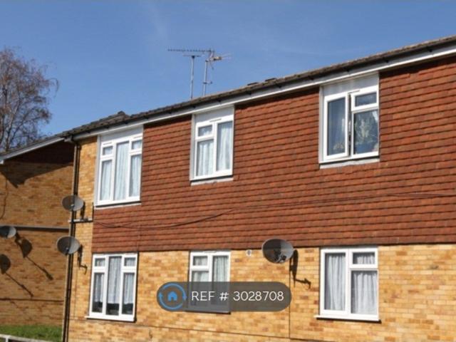 Crisfield Court, St. Michaels, Tenterden TN30, 1 bed flat to rent, £900 pcm | PrimeLocation