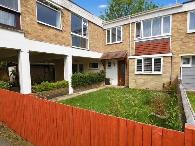 Crisspyn Close, Waterlooville PO8 4 bed terraced house to rent £1,600 pcm £369 pw