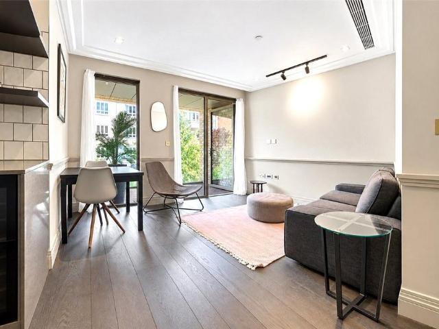 Crisp Road, London, W6 1 bed apartment to rent £2,150 pcm £496 pw