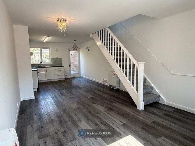 Crucible Close, Romford RM6, 2 bed end terrace house to rent, £1,895 pcm | PrimeLocation